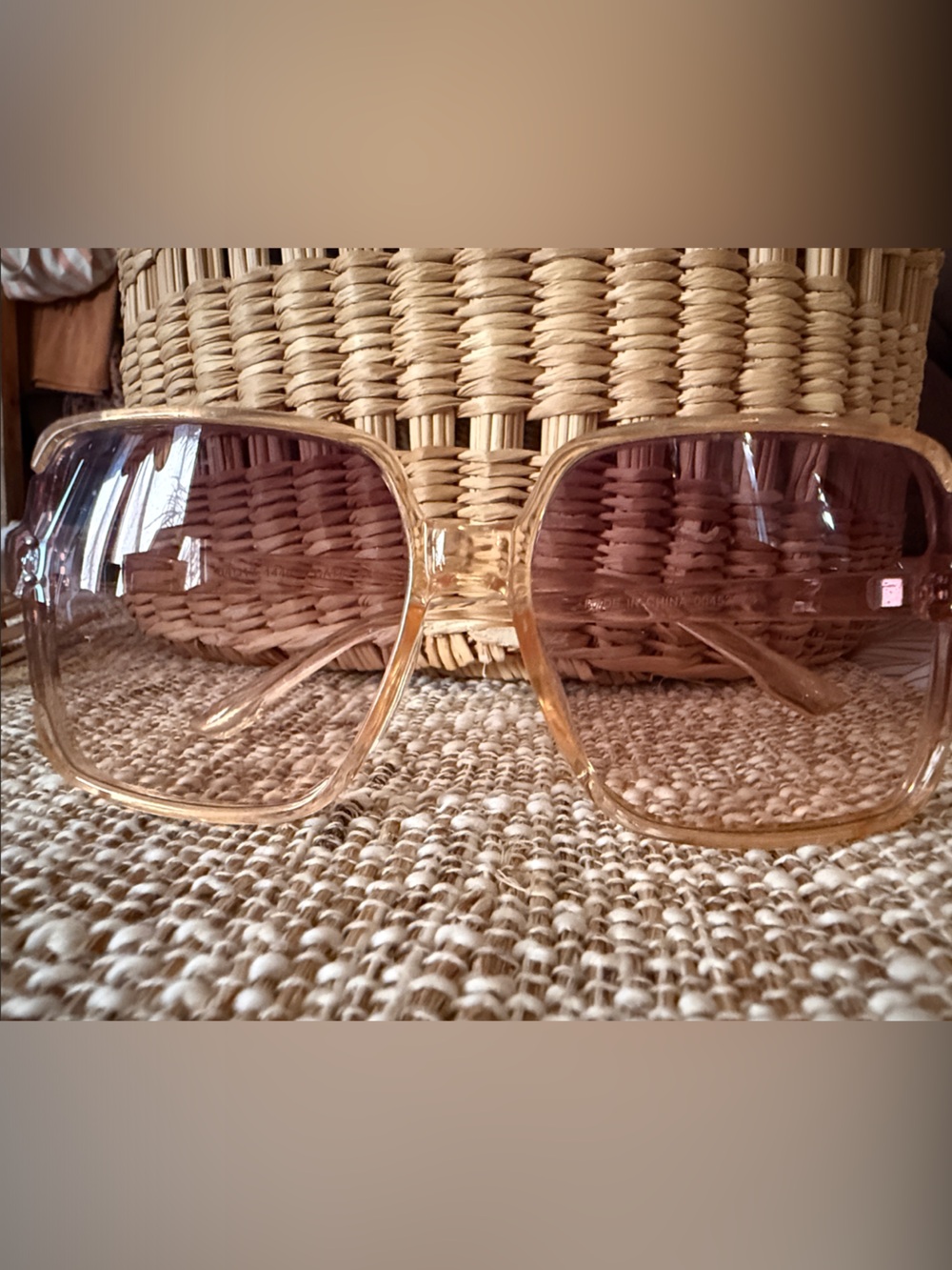 Stylish Beige Frame Sunglasses with Brown Lenses
